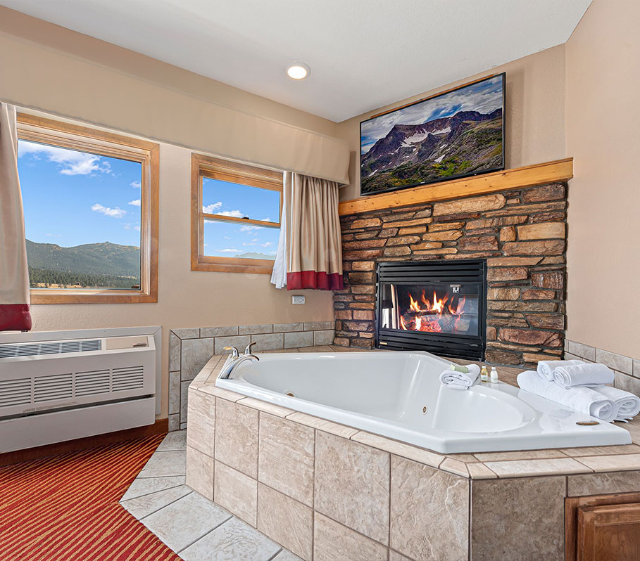 Jacuzzi Suite